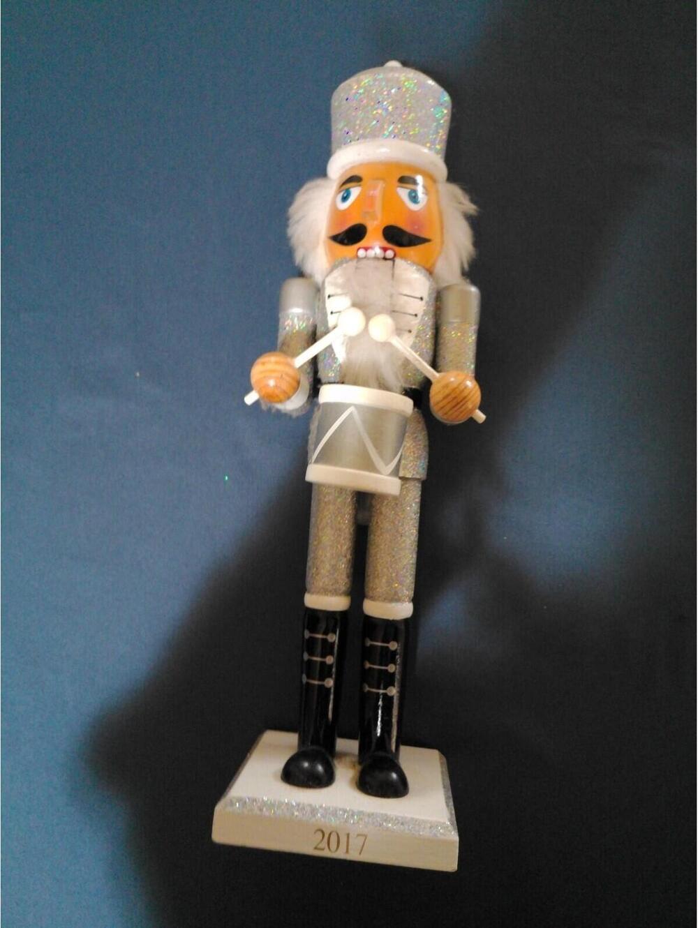 Nutcracker Drummer Silver Glitter 2017‎ Christmas Holiday Decor Figurine